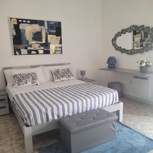 Vero Naples